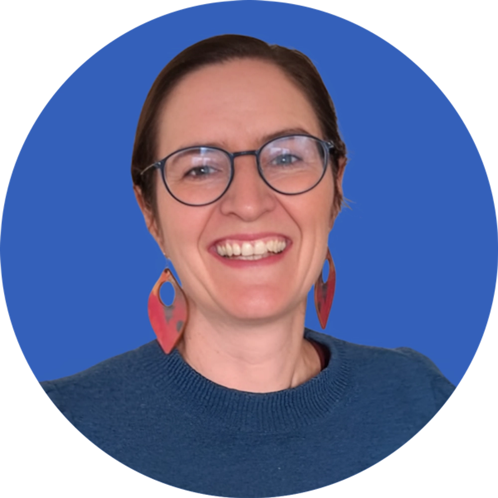 Portrait of Dr Katrina Bolton